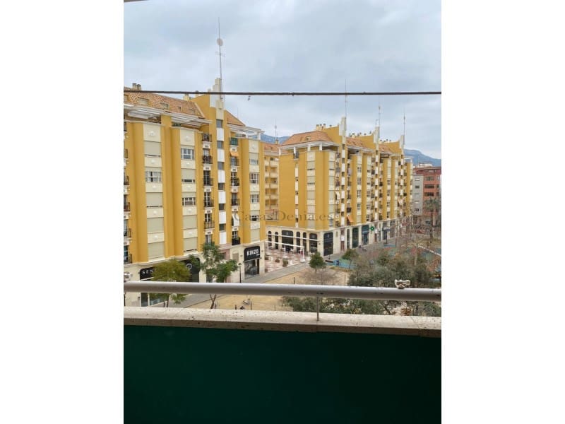 2 soveværelse Lejlighed til salg i Denia - € 240.000 (Ref: 8986363)