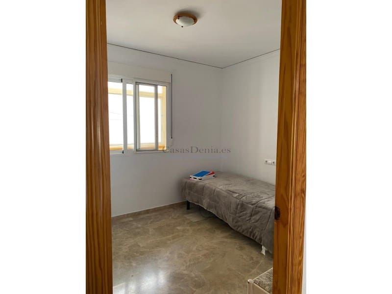 2 soveværelse Lejlighed til salg i Denia - € 240.000 (Ref: 8986363)