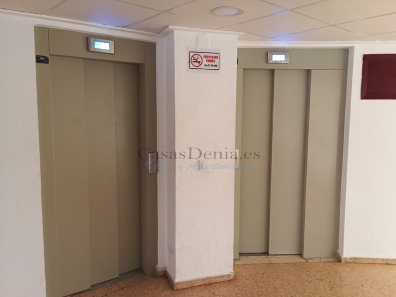 3 soveværelse Lejlighed til salg i Denia - € 169.000 (Ref: 9202679)