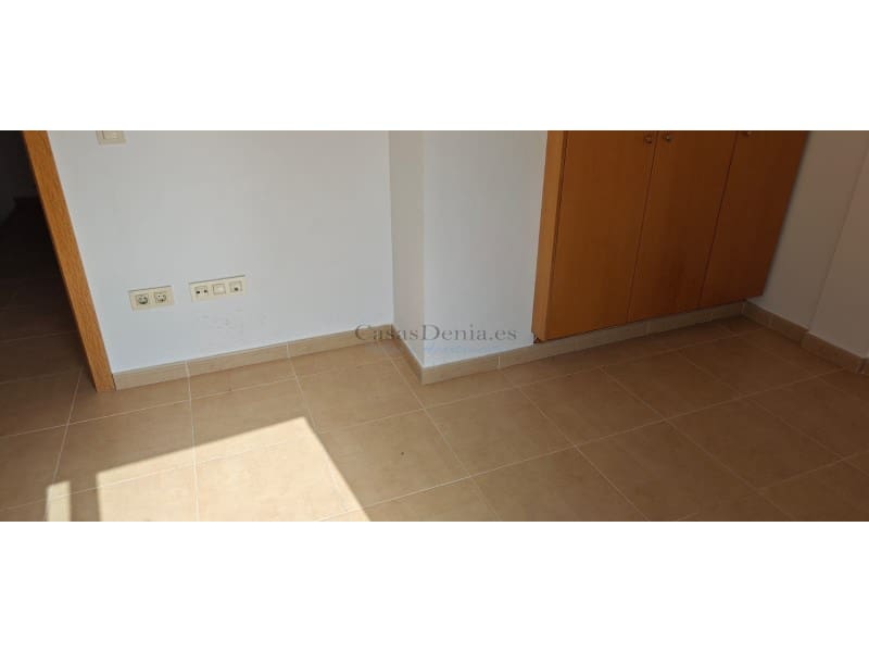 4 soveværelse Penthouse til salg i Pedreguer med garage - € 260.000 (Ref: 9218799)