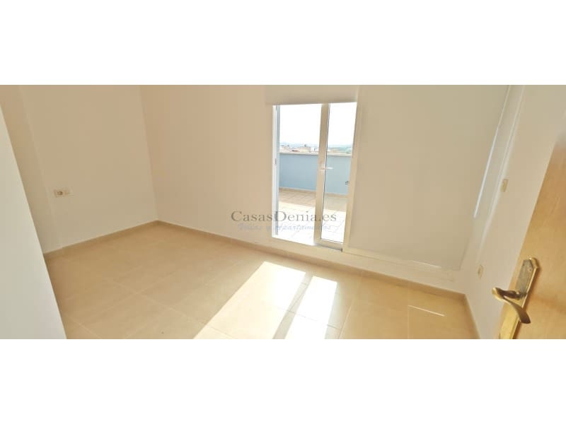 4 soveværelse Penthouse til salg i Pedreguer med garage - € 260.000 (Ref: 9218799)