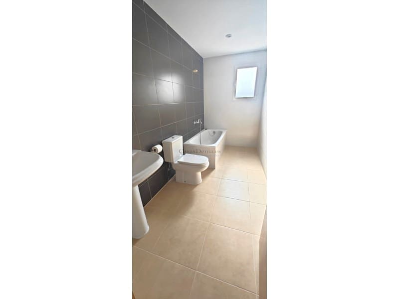 4 soveværelse Penthouse til salg i Pedreguer med garage - € 260.000 (Ref: 9218799)