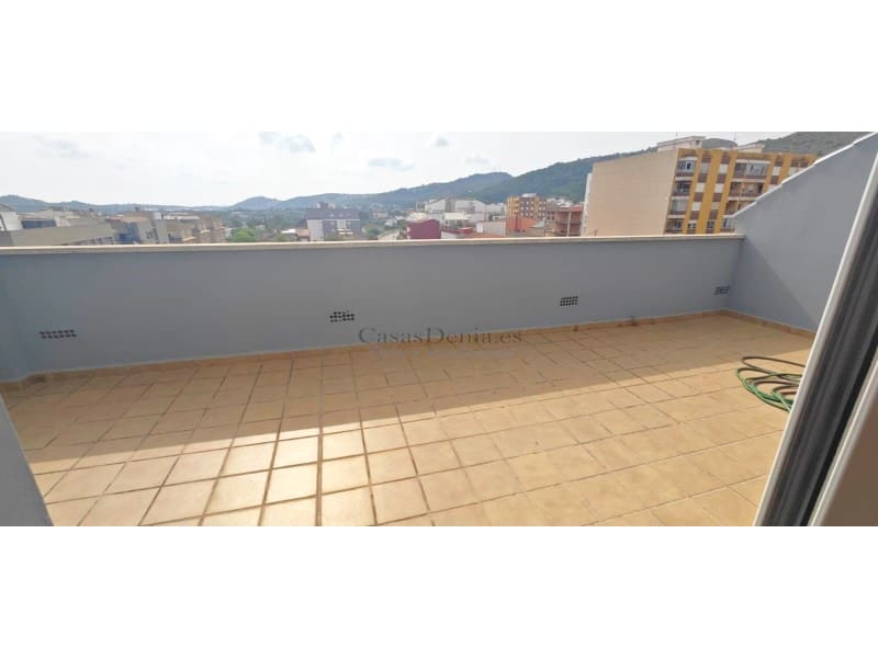 4 soveværelse Penthouse til salg i Pedreguer med garage - € 260.000 (Ref: 9218799)