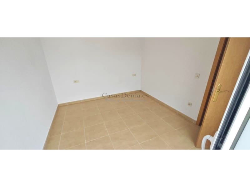 4 soveværelse Penthouse til salg i Pedreguer med garage - € 260.000 (Ref: 9218799)