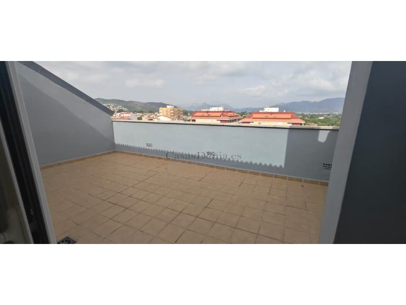 4 soveværelse Penthouse til salg i Pedreguer med garage - € 260.000 (Ref: 9218799)