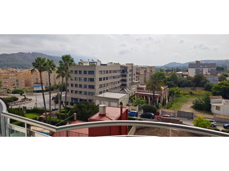 4 soveværelse Penthouse til salg i Pedreguer med garage - € 260.000 (Ref: 9218799)