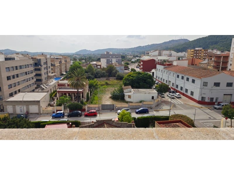 4 soveværelse Penthouse til salg i Pedreguer med garage - € 260.000 (Ref: 9218799)