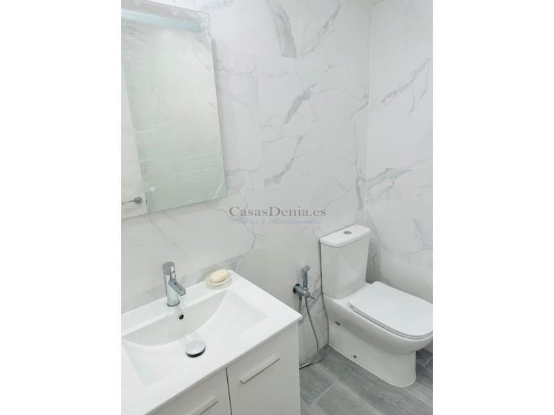 2 makuuhuone Huoneisto myytävänä paikassa Denia - 193 000 € (Ref: 9276586)