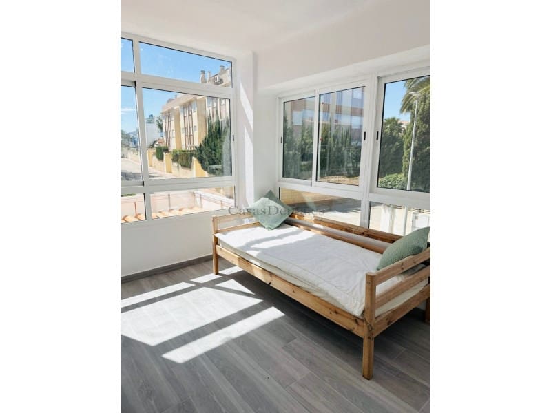 2 makuuhuone Huoneisto myytävänä paikassa Denia - 193 000 € (Ref: 9276586)