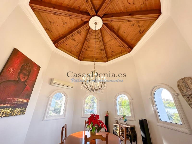 4 camera da letto Villa in vendita in Denia con piscina garage - 890.000 € (Rif: 9294474)