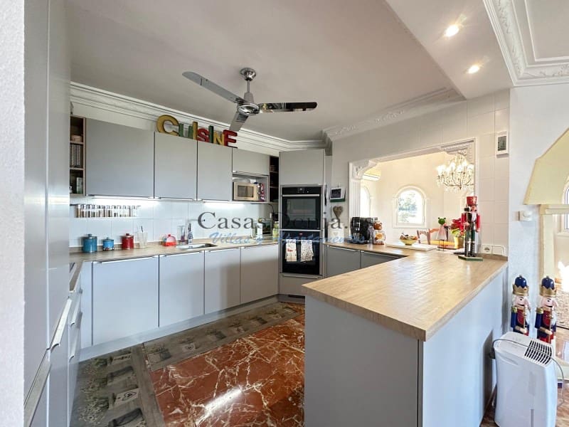 4 camera da letto Villa in vendita in Denia con piscina garage - 890.000 € (Rif: 9294474)