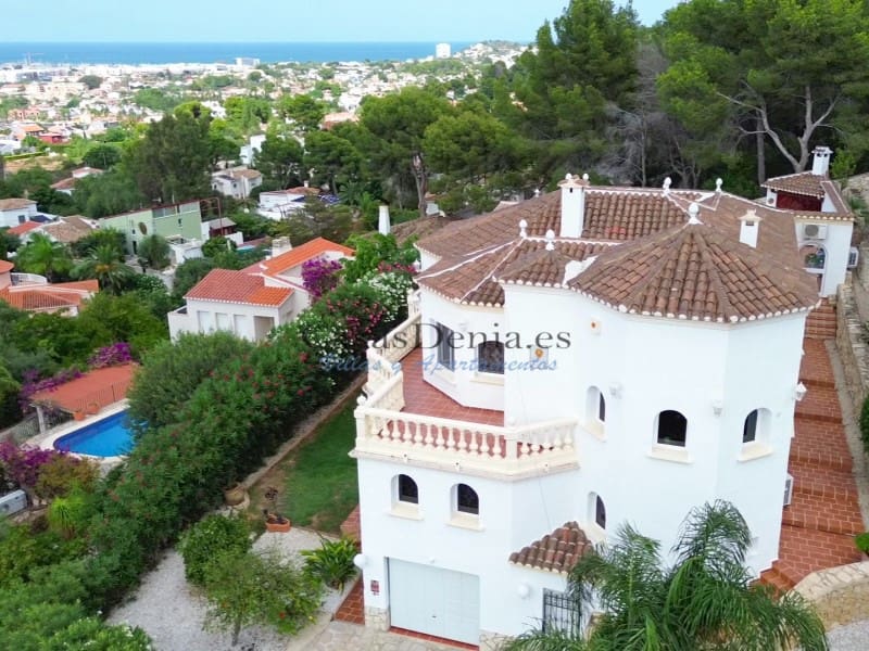 4 camera da letto Villa in vendita in Denia con piscina garage - 890.000 € (Rif: 9294474)