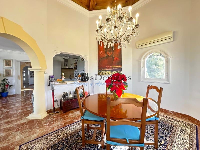 4 camera da letto Villa in vendita in Denia con piscina garage - 890.000 € (Rif: 9294474)