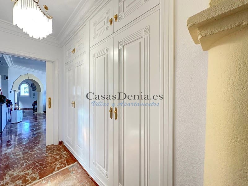 4 camera da letto Villa in vendita in Denia con piscina garage - 890.000 € (Rif: 9294474)