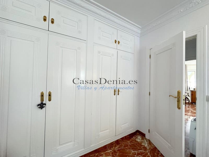 4 camera da letto Villa in vendita in Denia con piscina garage - 890.000 € (Rif: 9294474)