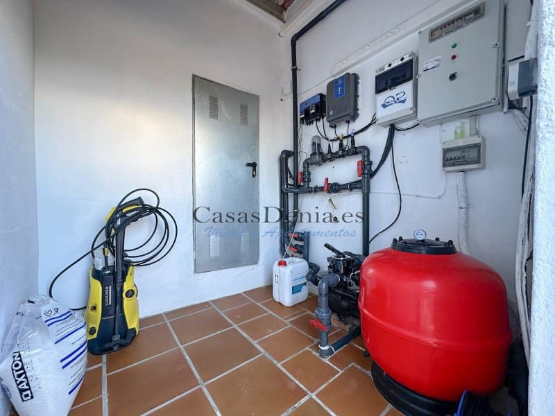 4 camera da letto Villa in vendita in Denia con piscina garage - 890.000 € (Rif: 9294474)