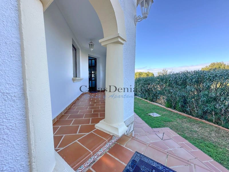 4 camera da letto Villa in vendita in Denia con piscina garage - 890.000 € (Rif: 9294474)