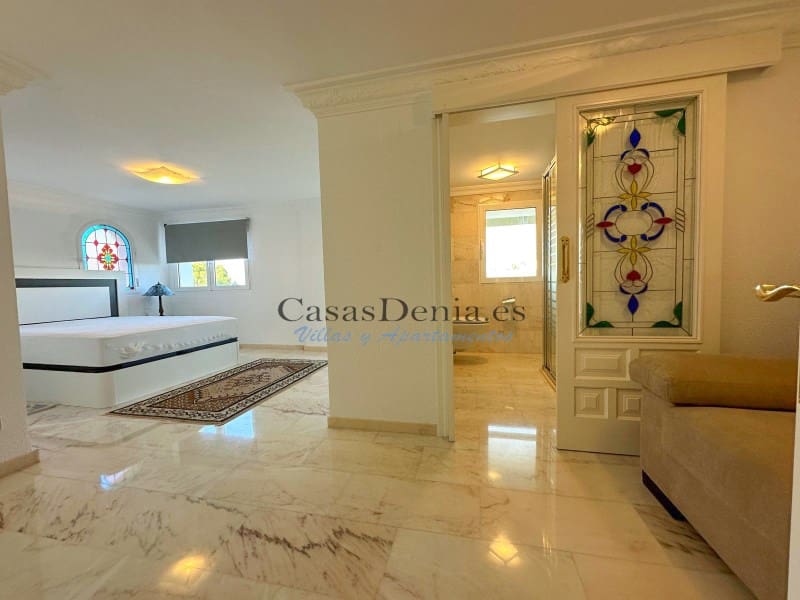 4 camera da letto Villa in vendita in Denia con piscina garage - 890.000 € (Rif: 9294474)