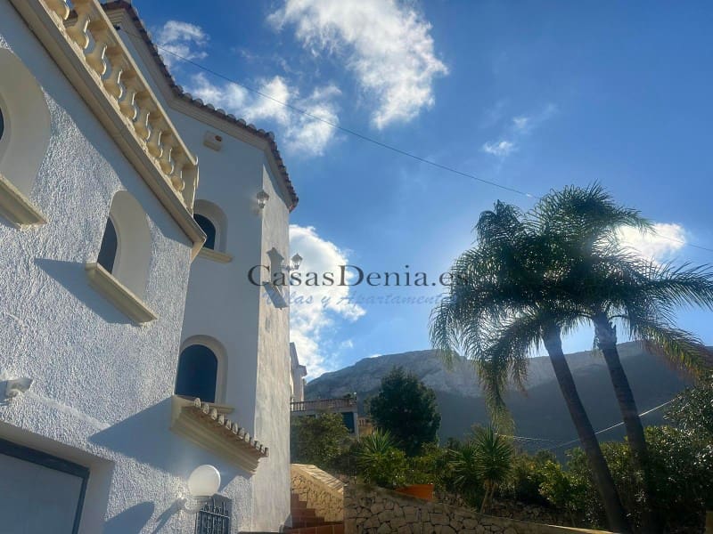 4 camera da letto Villa in vendita in Denia con piscina garage - 890.000 € (Rif: 9294474)