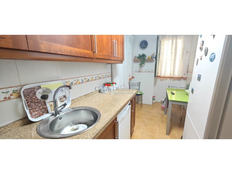 2 sovrum Lägenhet till salu i Denia med garage - 279 900 € (Ref: 9379261)
