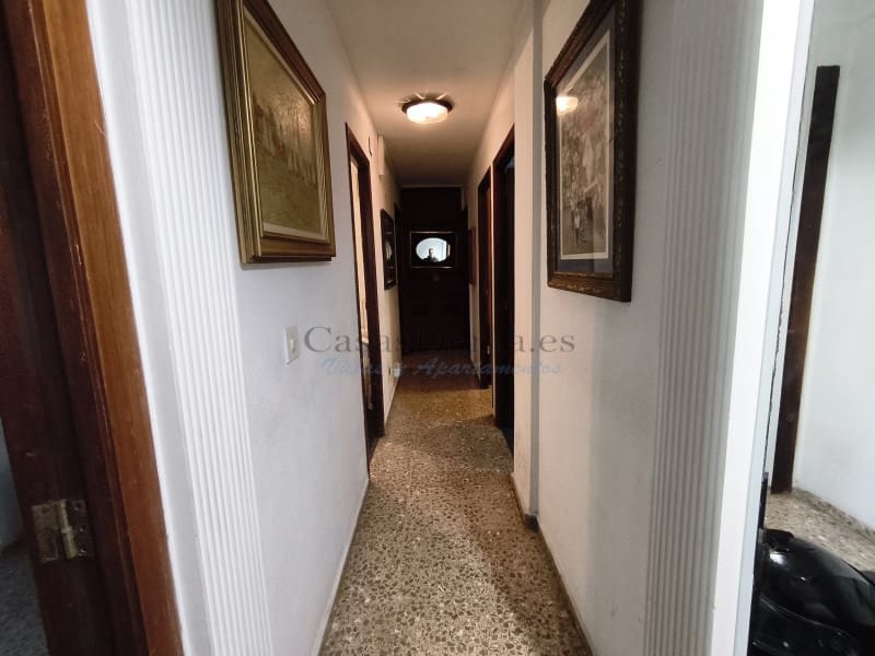 Piso de 3 habitaciones en Dénia en venta - 280.000 € (Ref: 9468424)