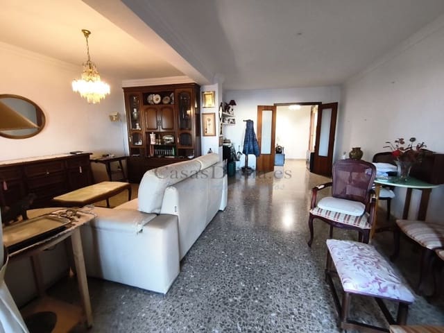 Piso de 3 habitaciones en El Puerto, Dénia en venta - 280.000 € (Ref: 9468424)