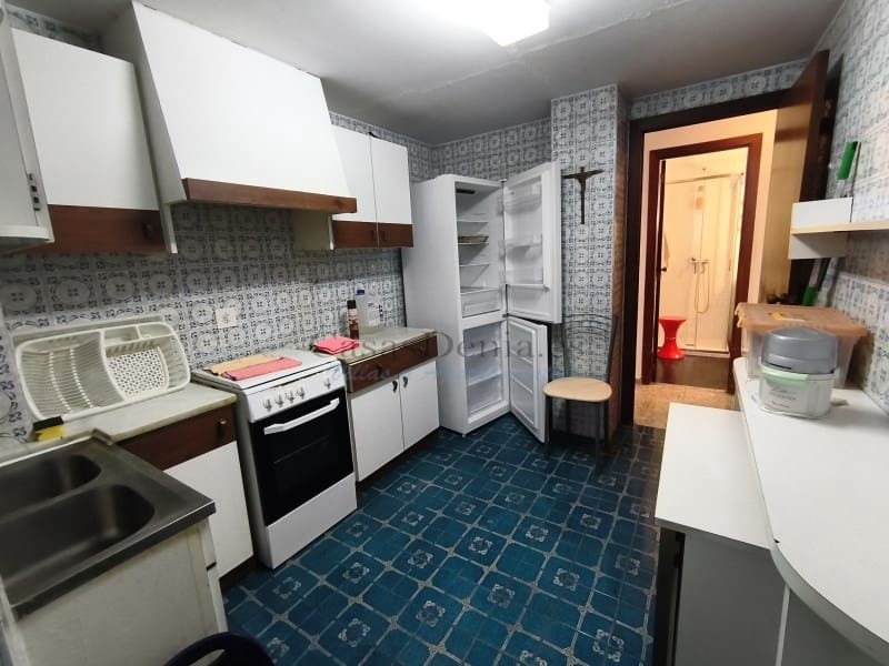 Piso de 3 habitaciones en Dénia en venta - 280.000 € (Ref: 9468424)