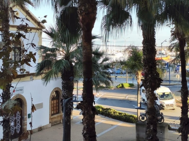 Piso de 3 habitaciones en Dénia en venta - 280.000 € (Ref: 9468424)