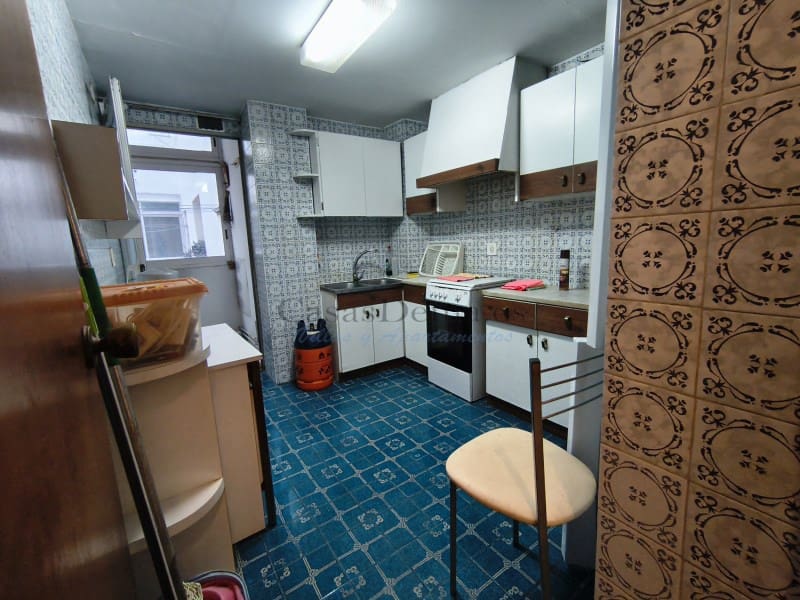 Piso de 3 habitaciones en Dénia en venta - 280.000 € (Ref: 9468424)