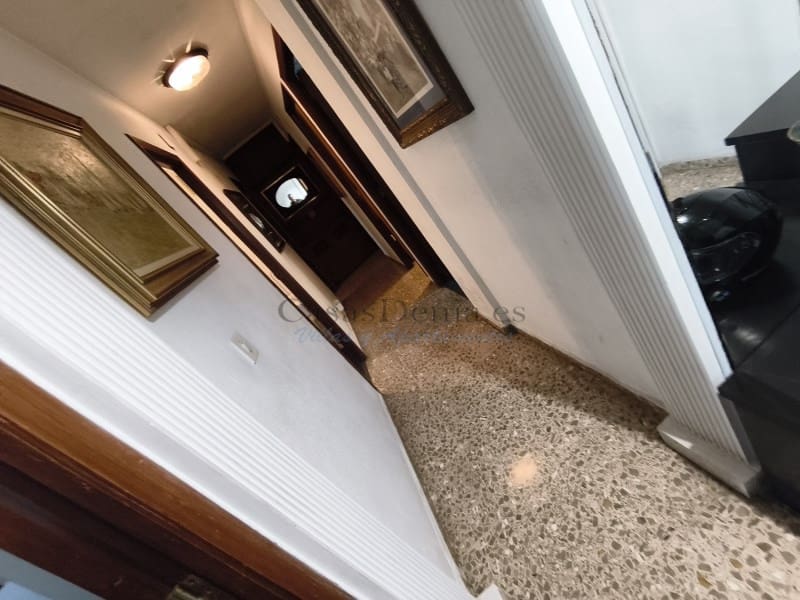 Piso de 3 habitaciones en Dénia en venta - 280.000 € (Ref: 9468424)