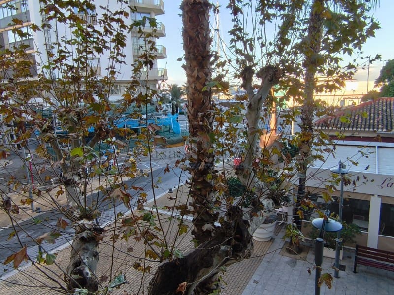 Piso de 3 habitaciones en Dénia en venta - 280.000 € (Ref: 9468424)