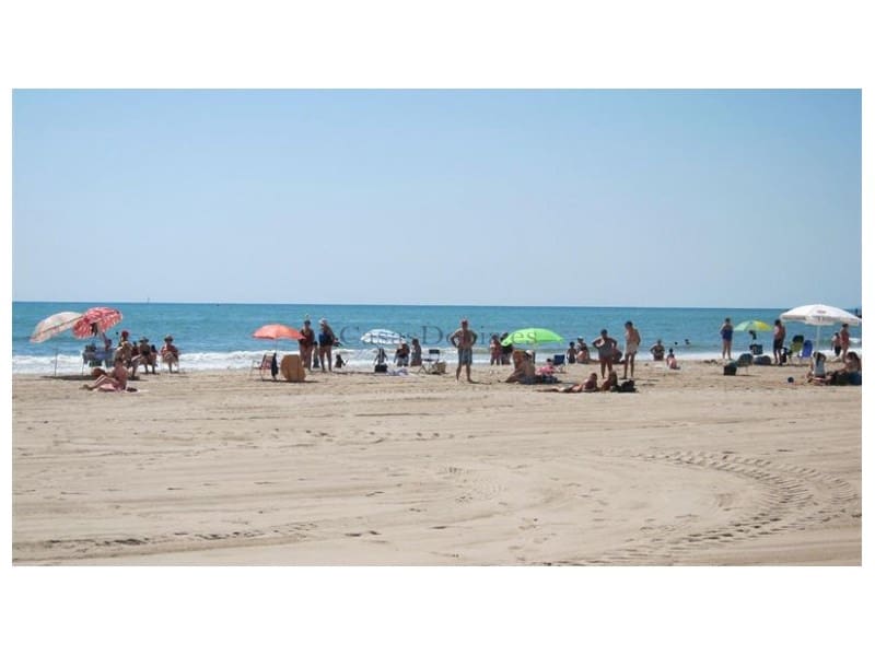 2 bedroom Apartment for sale in Denia with garage - € 193,000 (Ref: 9481312)