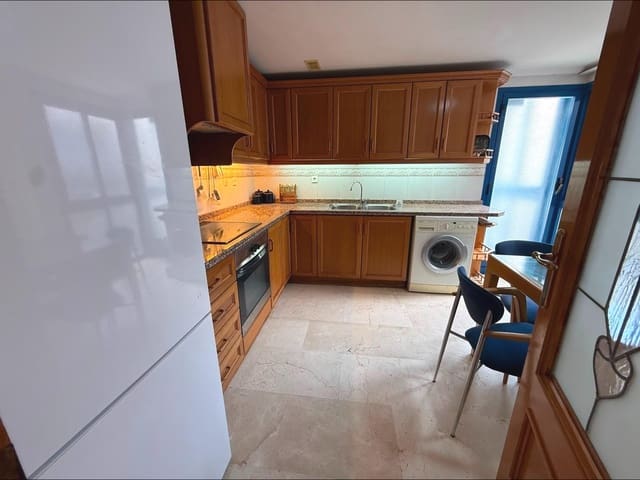 2 Zimmer Penthouse zu vermieten in Alicante / Alacant Stadt mit Garage - 1.200 € (Ref: 10009158)