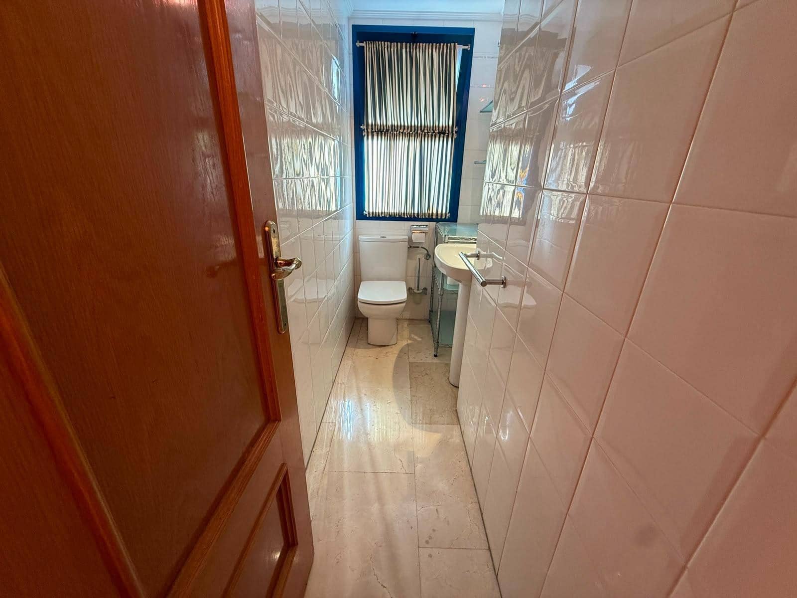 Ático de 2 habitaciones en Alicante / Alacant ciudad en alquiler con garaje - 1.200 € (Ref: 10009158)