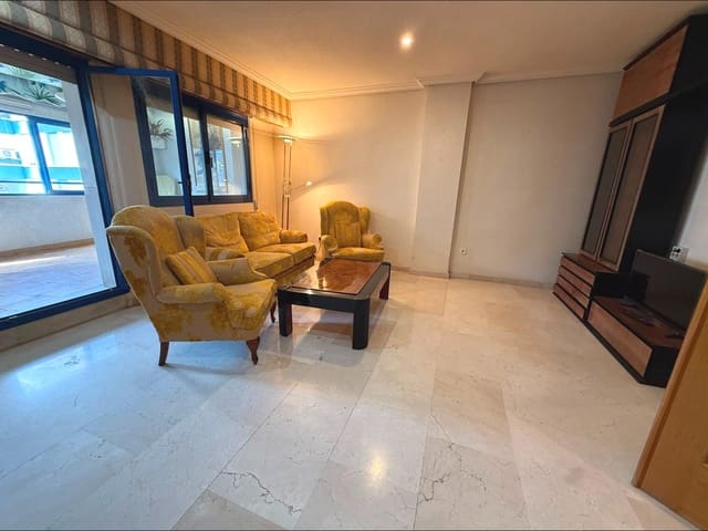2 Zimmer Penthouse zu vermieten in Alicante / Alacant Stadt mit Garage - 1.200 € (Ref: 10009158)