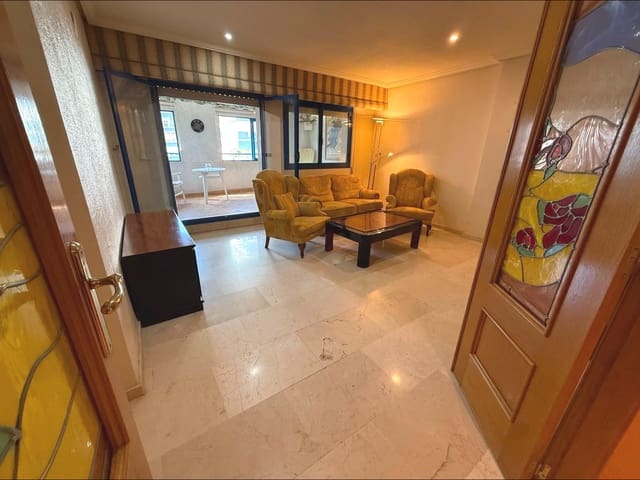2 Zimmer Penthouse zu vermieten in Alicante / Alacant Stadt mit Garage - 1.200 € (Ref: 10009158)