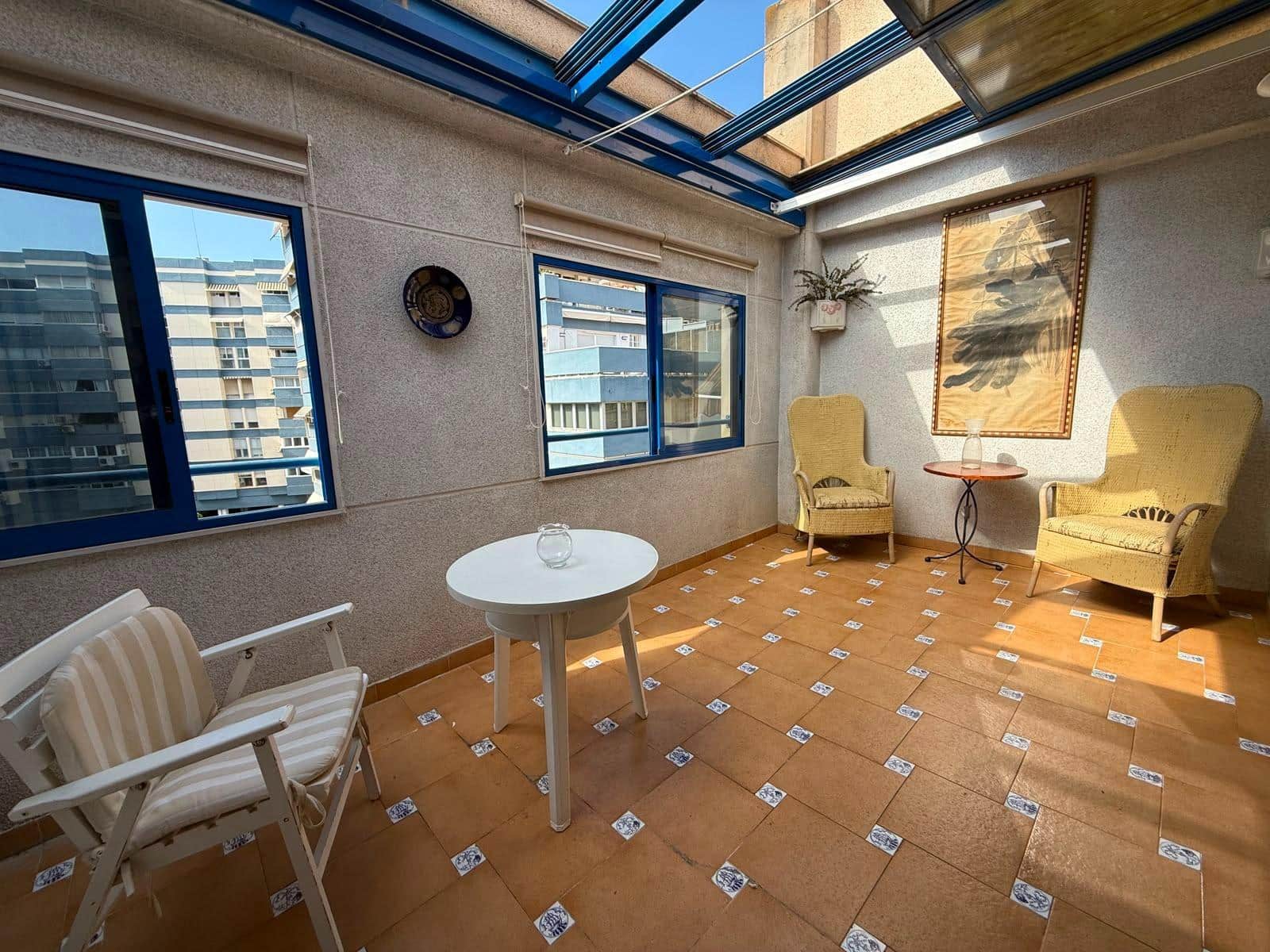 Ático de 2 habitaciones en Alicante / Alacant ciudad en alquiler con garaje - 1.200 € (Ref: 10009158)