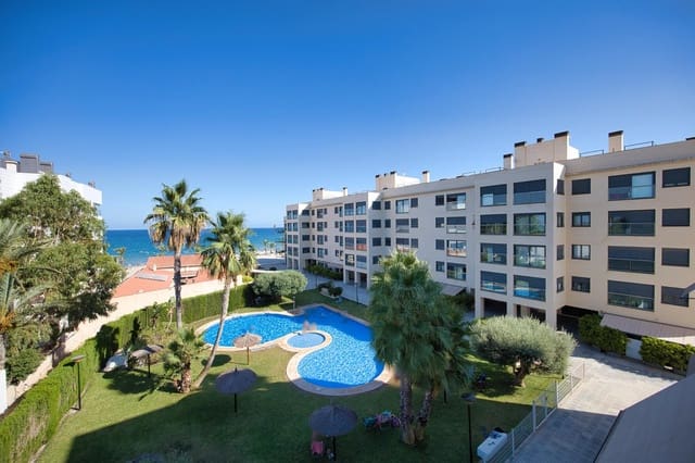3 bedroom Flat for sale in Playa de Muchavista, El Campello with pool garage - € 670,000 (Ref: 10011519)