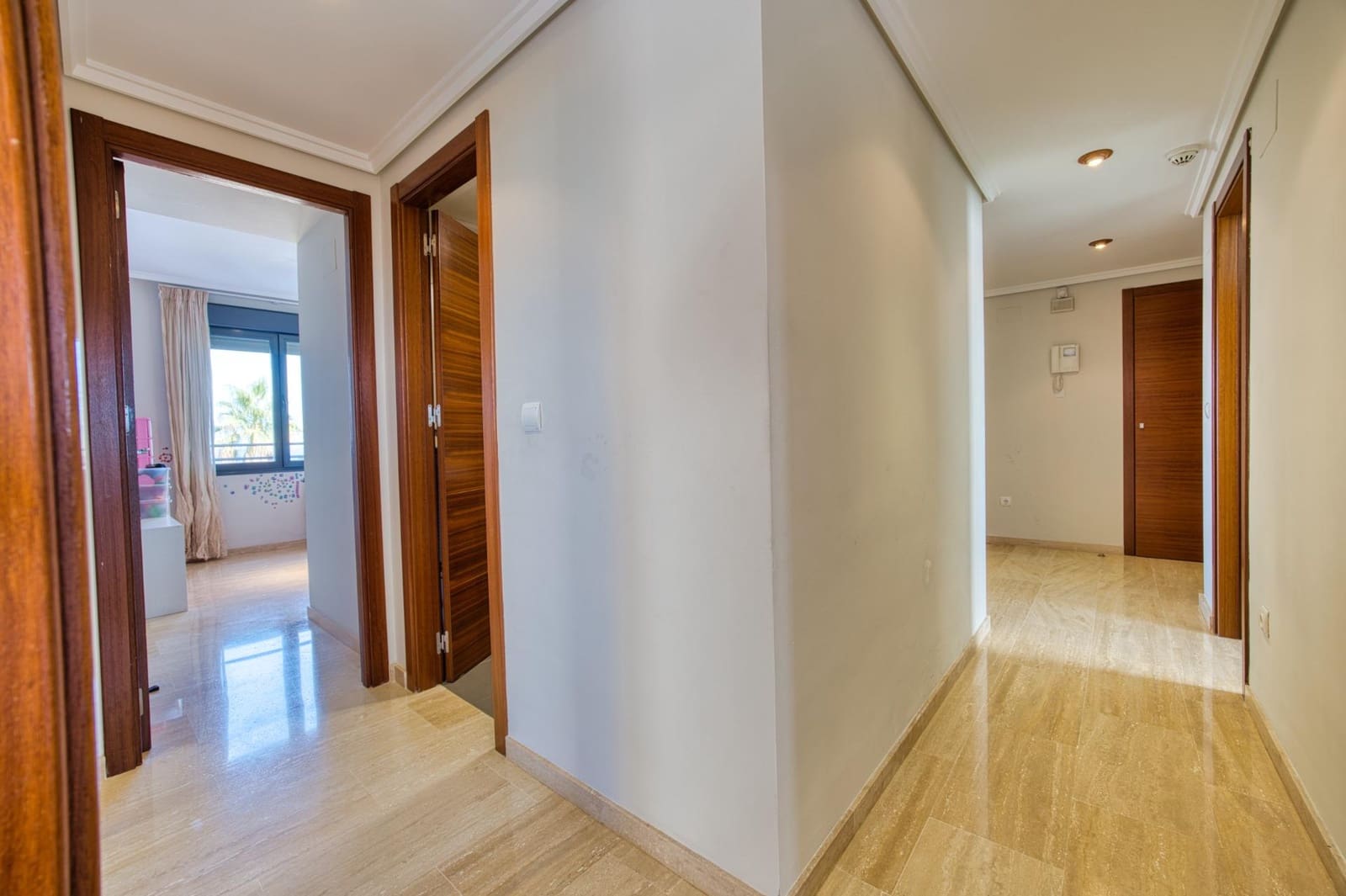 3 bedroom Flat for sale in Playa de Muchavista with pool garage - € 670,000 (Ref: 10011519)