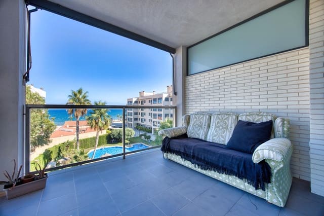 3 bedroom Flat for sale in Playa de Muchavista, El Campello with pool garage - € 670,000 (Ref: 10011519)
