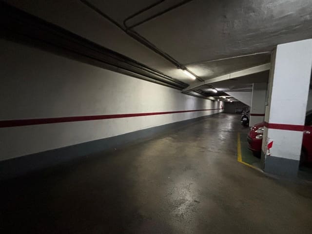 Garage att hyra i Ensanche - Diputacion, Alicante stad - 120 € (Ref: 10015643)