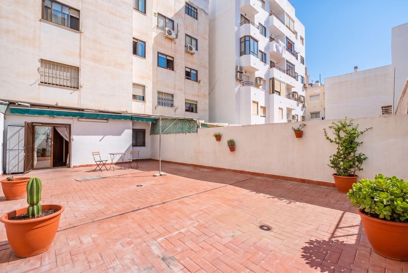 4 soveværelse Lejlighed til salg i Alicante by med garage - € 255.900 (Ref: 10017570)
