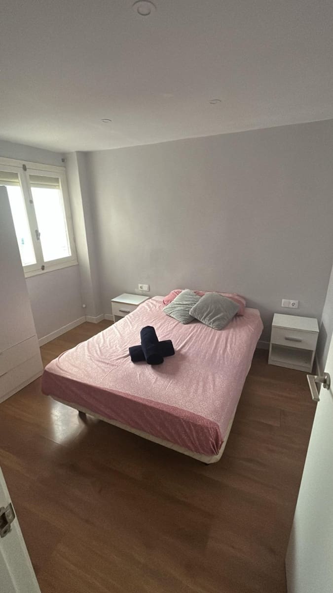 3 soverom Leilighet til leie i Alicante by - € 865 (Ref: 10030635)