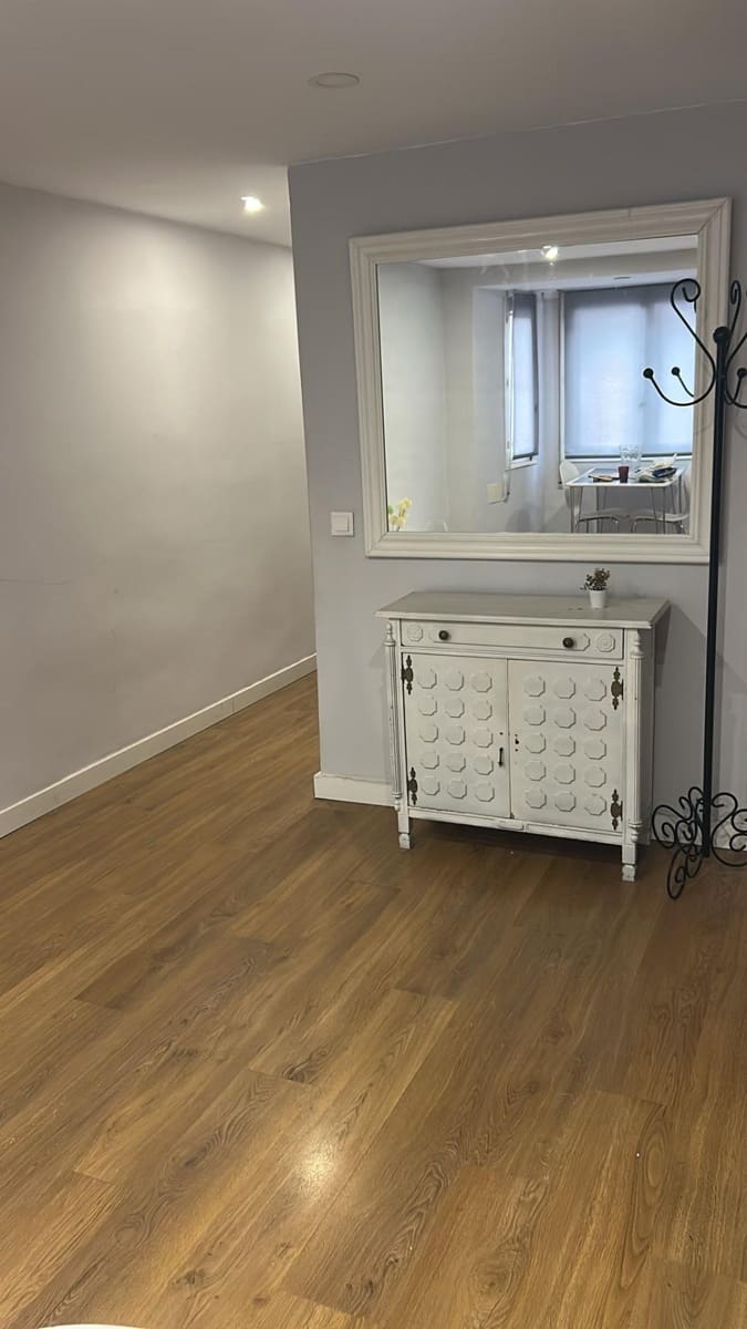 3 soverom Leilighet til leie i Alicante by - € 865 (Ref: 10030635)