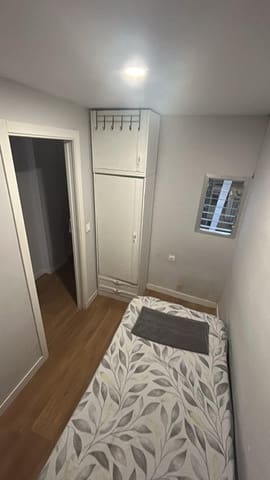 3 soveværelse Lejlighed til leje i Carolinas Bajas, Alicante by - € 865 (Ref: 10030635)