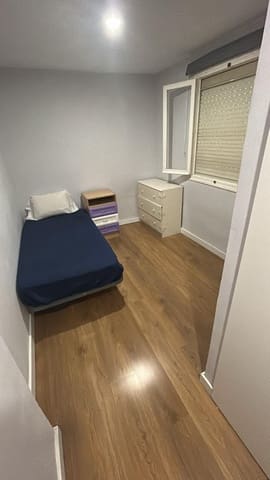 3 soveværelse Lejlighed til leje i Carolinas Bajas, Alicante by - € 865 (Ref: 10030635)