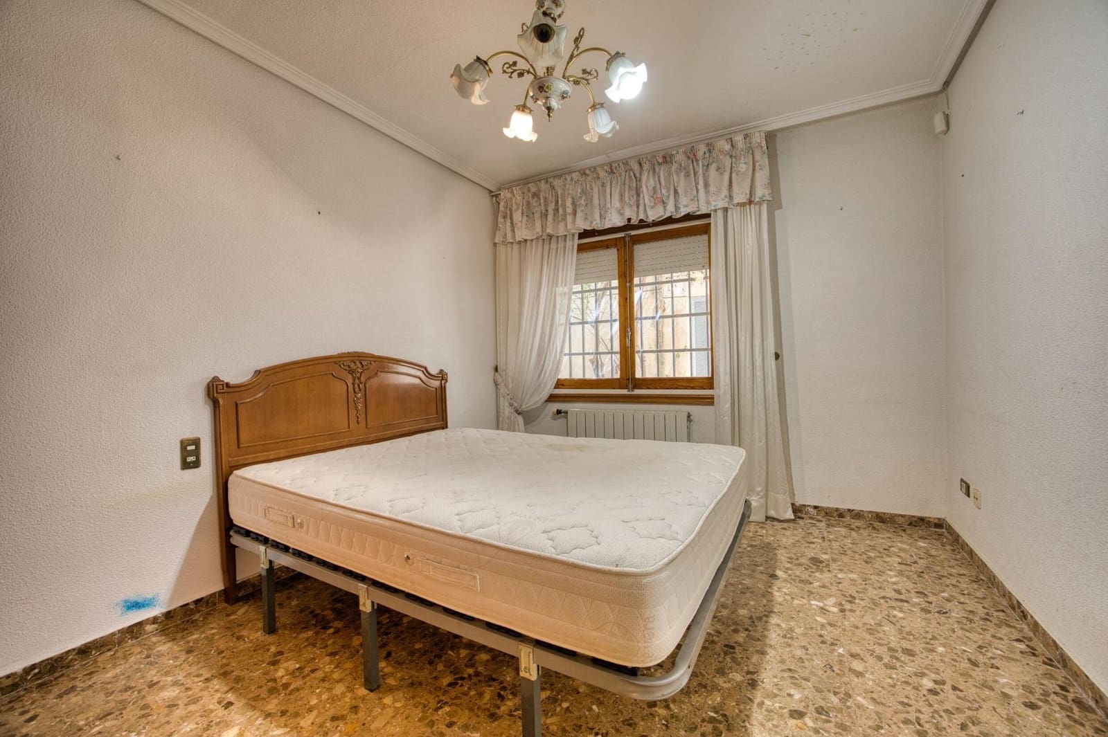 3 soverom Villa til salgs i Muchamiel / Mutxamel - € 674 000 (Ref: 10034046)