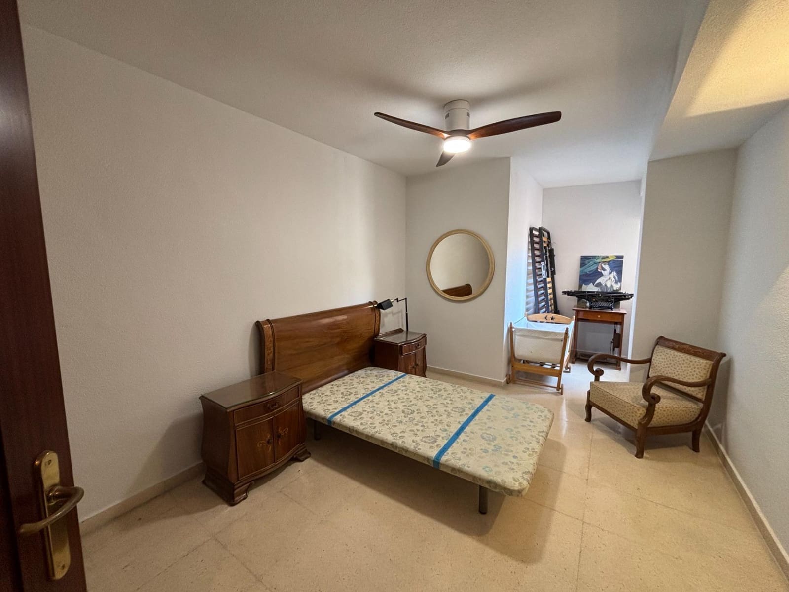 4 Zimmer Wohnung zu vermieten in Alicante / Alacant Stadt - 1.500 € (Ref: 10035450)