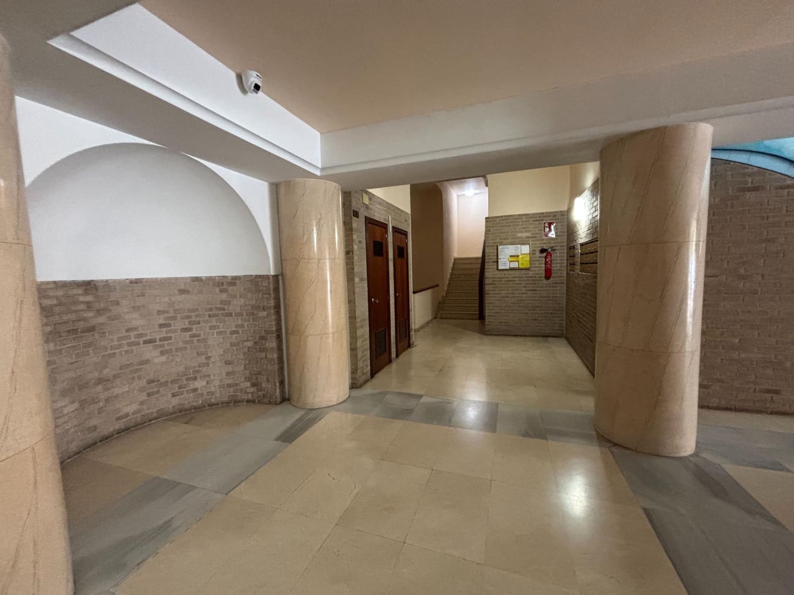 4 Zimmer Wohnung zu vermieten in Alicante / Alacant Stadt - 1.500 € (Ref: 10035450)