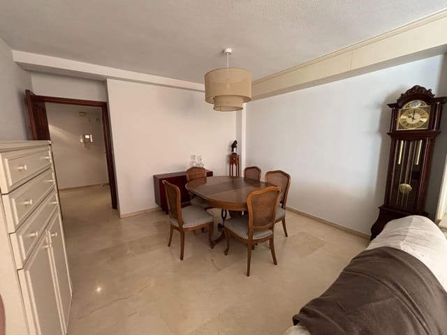 4 Zimmer Wohnung zu vermieten in Alicante / Alacant Stadt - 1.500 € (Ref: 10035450)